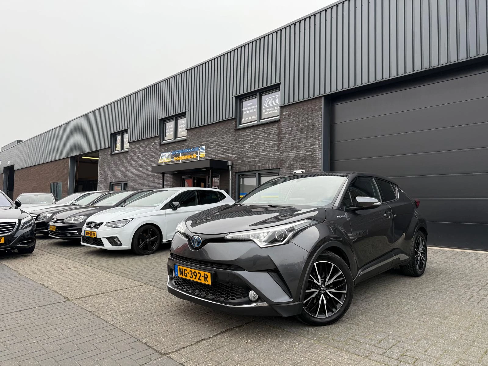 Hoofdafbeelding Toyota C-HR
