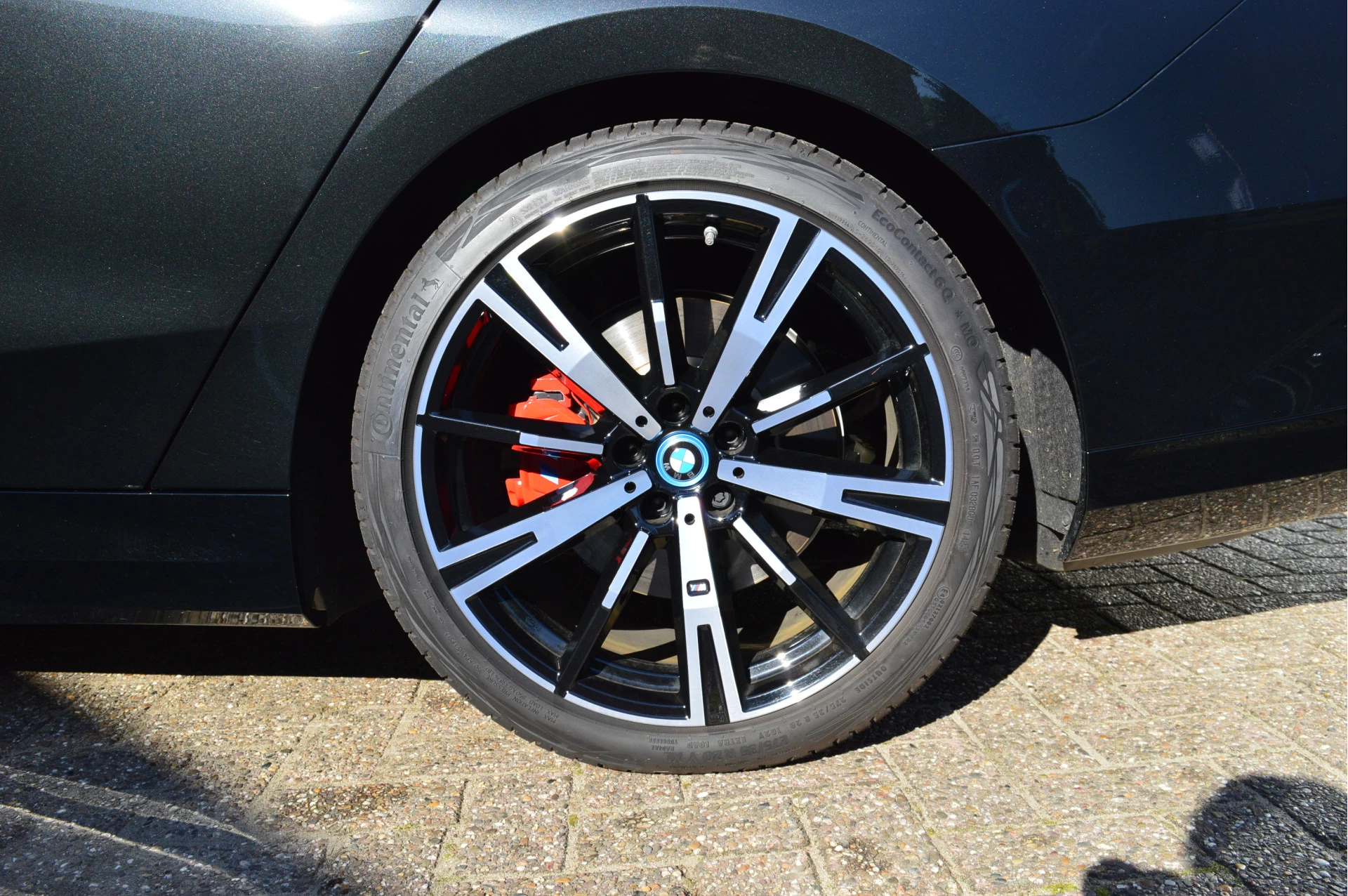 Hoofdafbeelding BMW i5