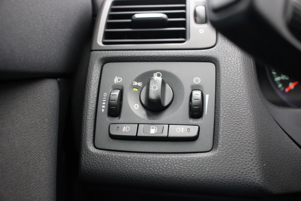 Hoofdafbeelding Volvo V50