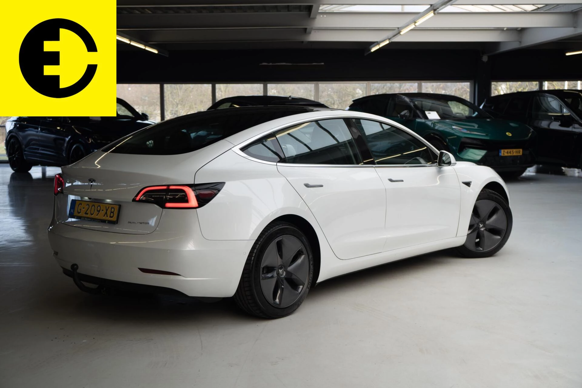 Hoofdafbeelding Tesla Model 3