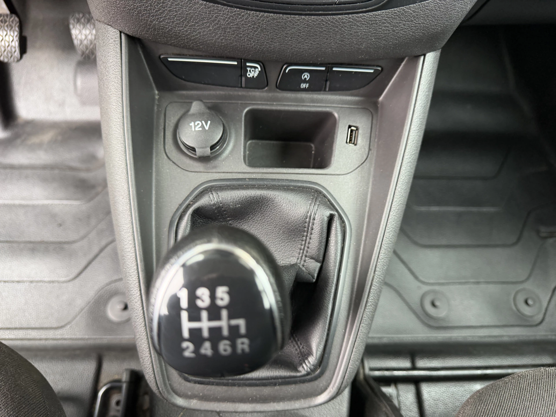 Hoofdafbeelding Ford Transit Courier