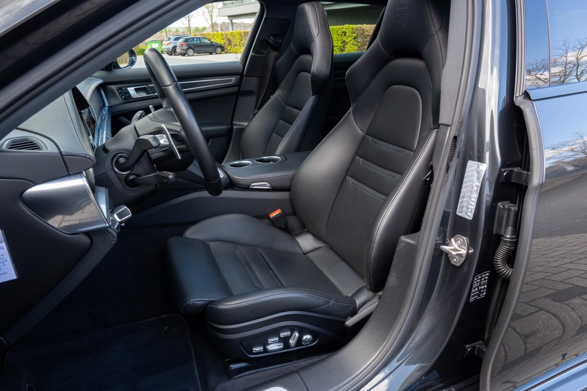 Hoofdafbeelding Porsche Panamera
