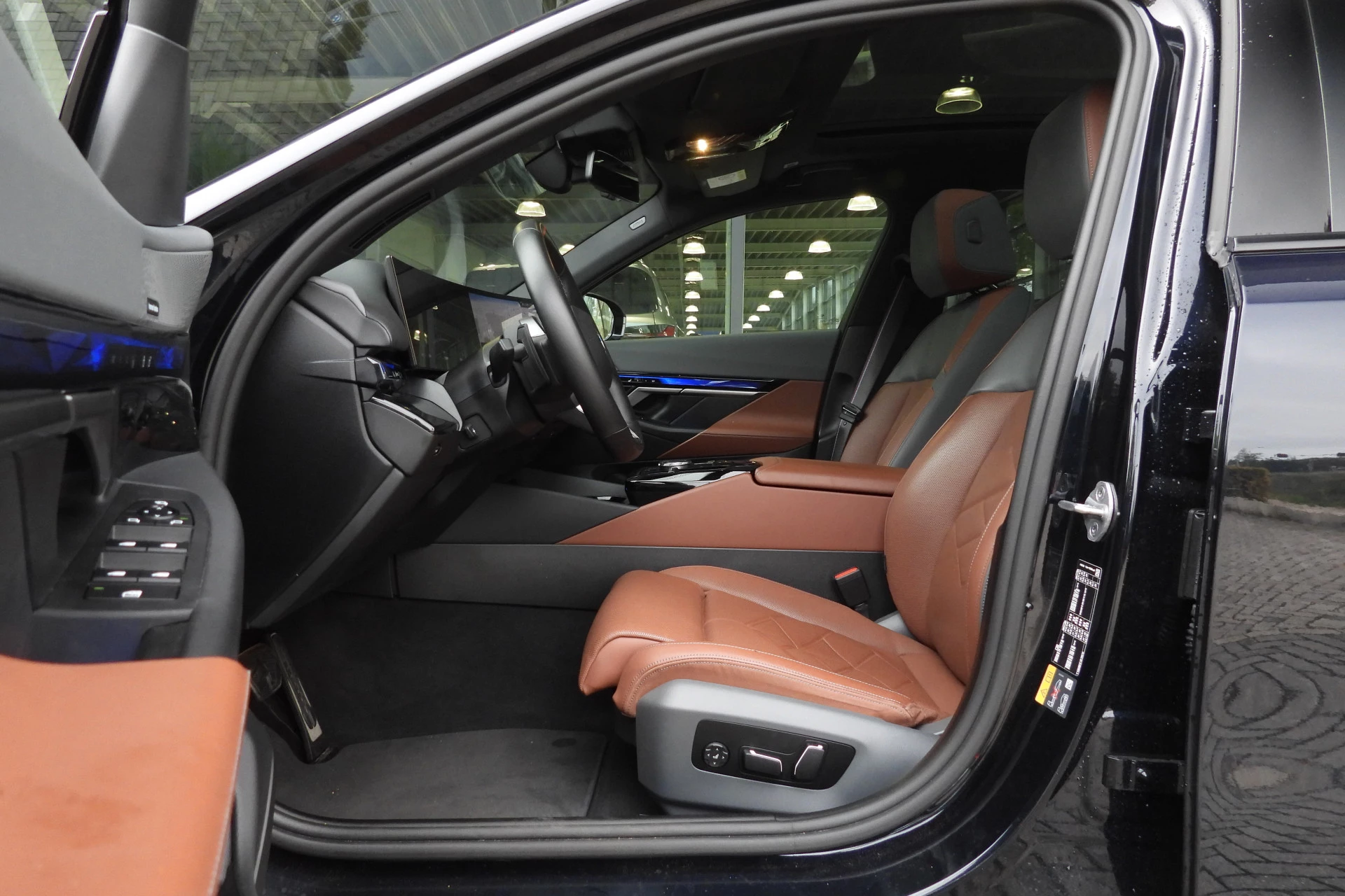 Hoofdafbeelding BMW i5