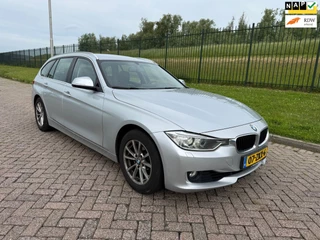 BMW 3-serie Touring 320i High Executive