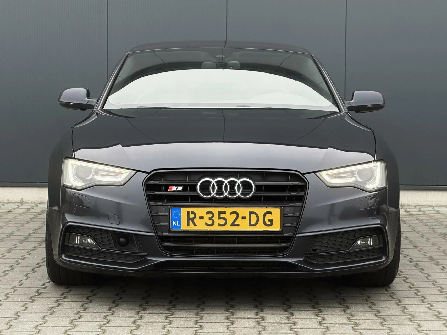 Hoofdafbeelding Audi S5