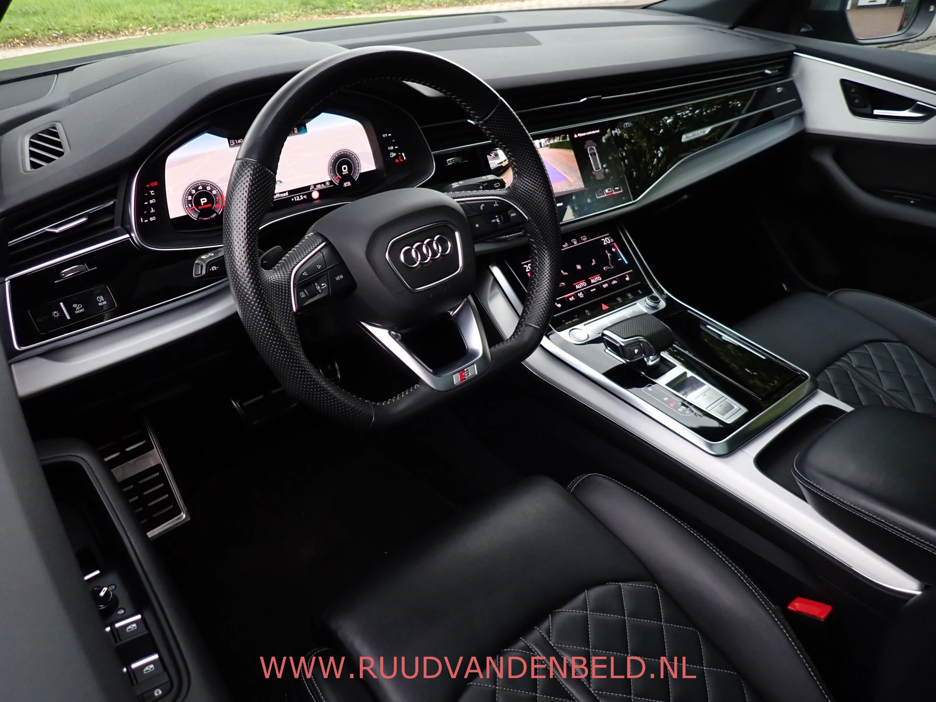 Hoofdafbeelding Audi Q8