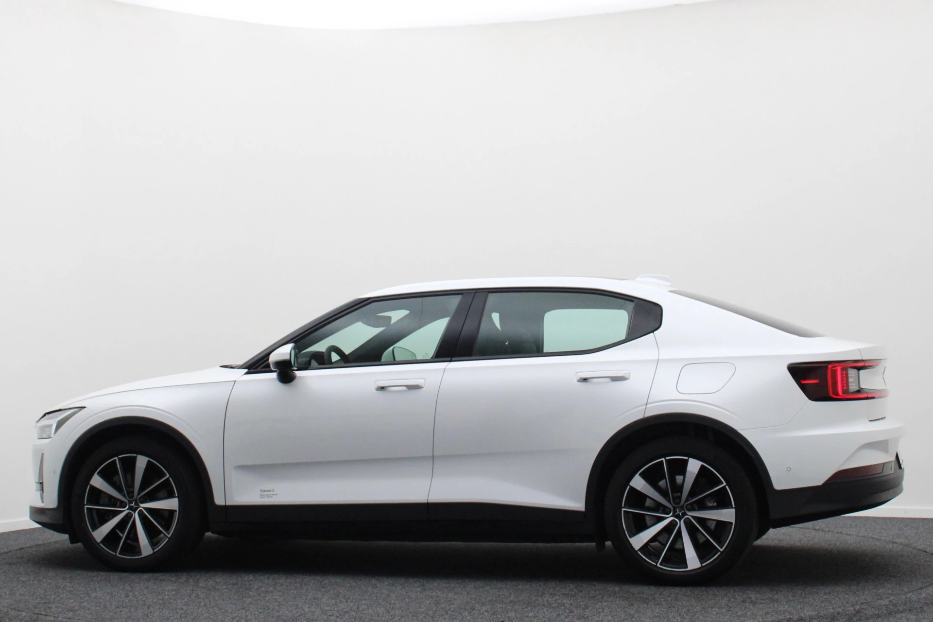 Hoofdafbeelding Polestar 2