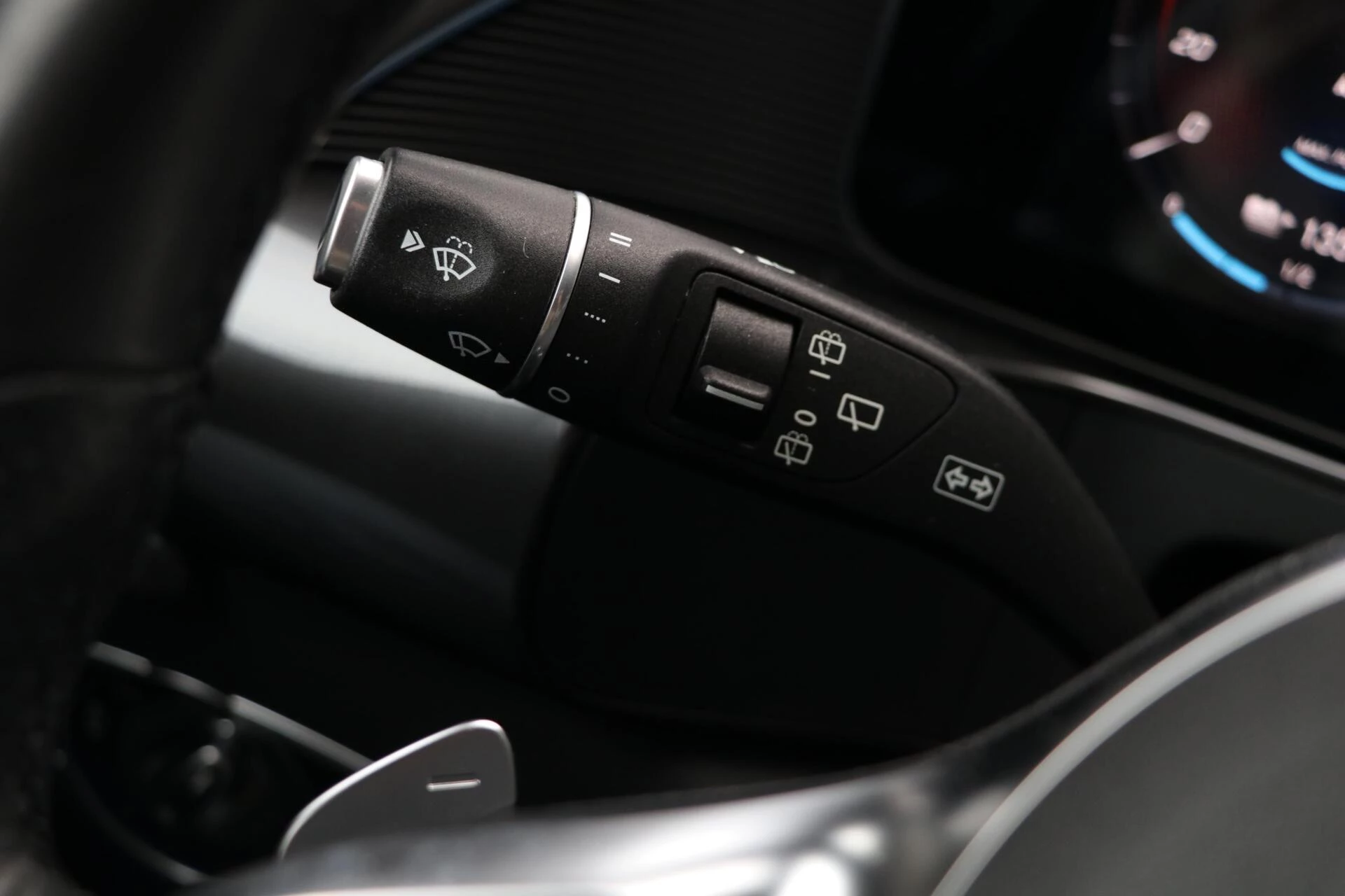 Hoofdafbeelding Mercedes-Benz EQC