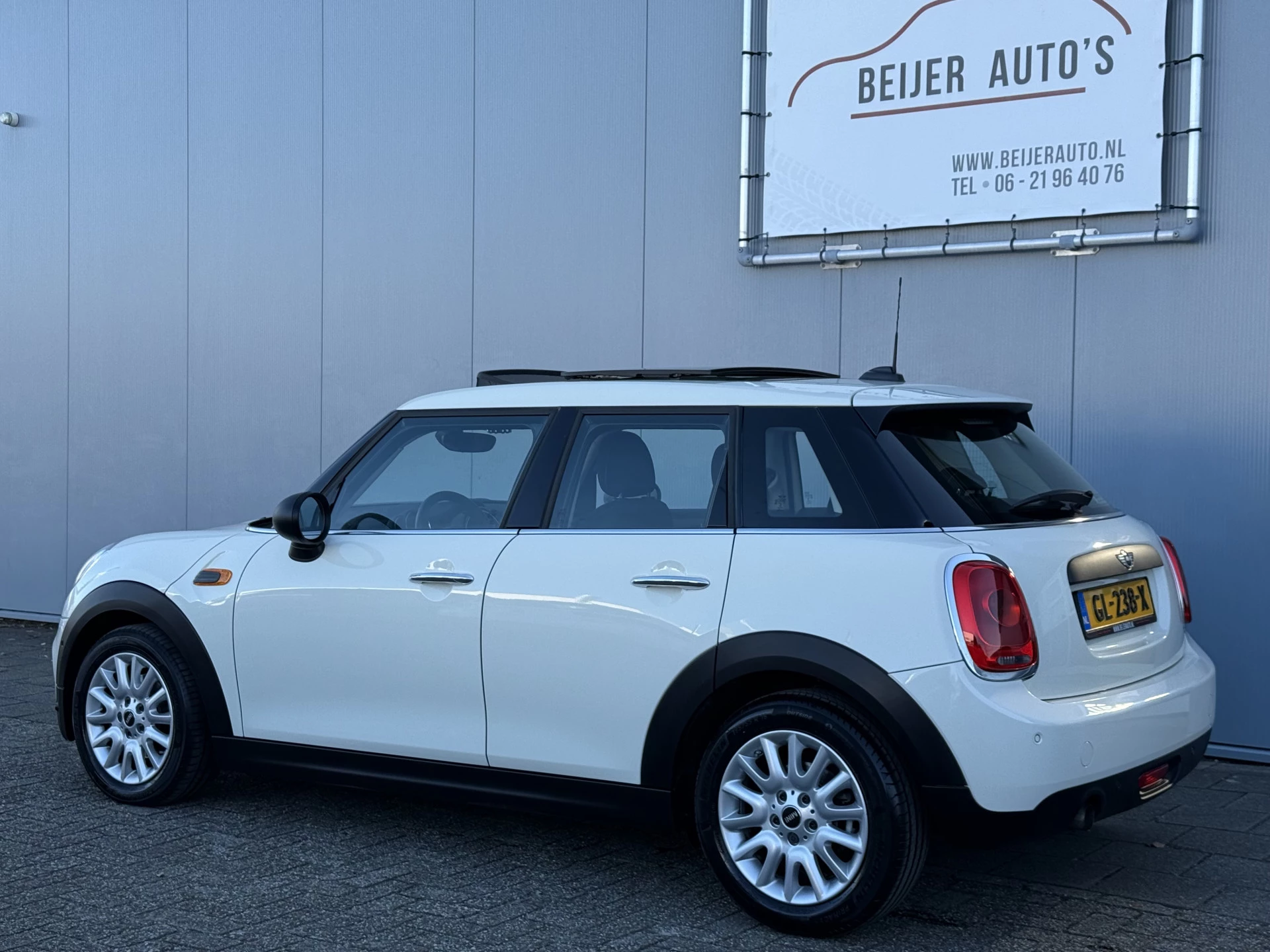 Hoofdafbeelding MINI One