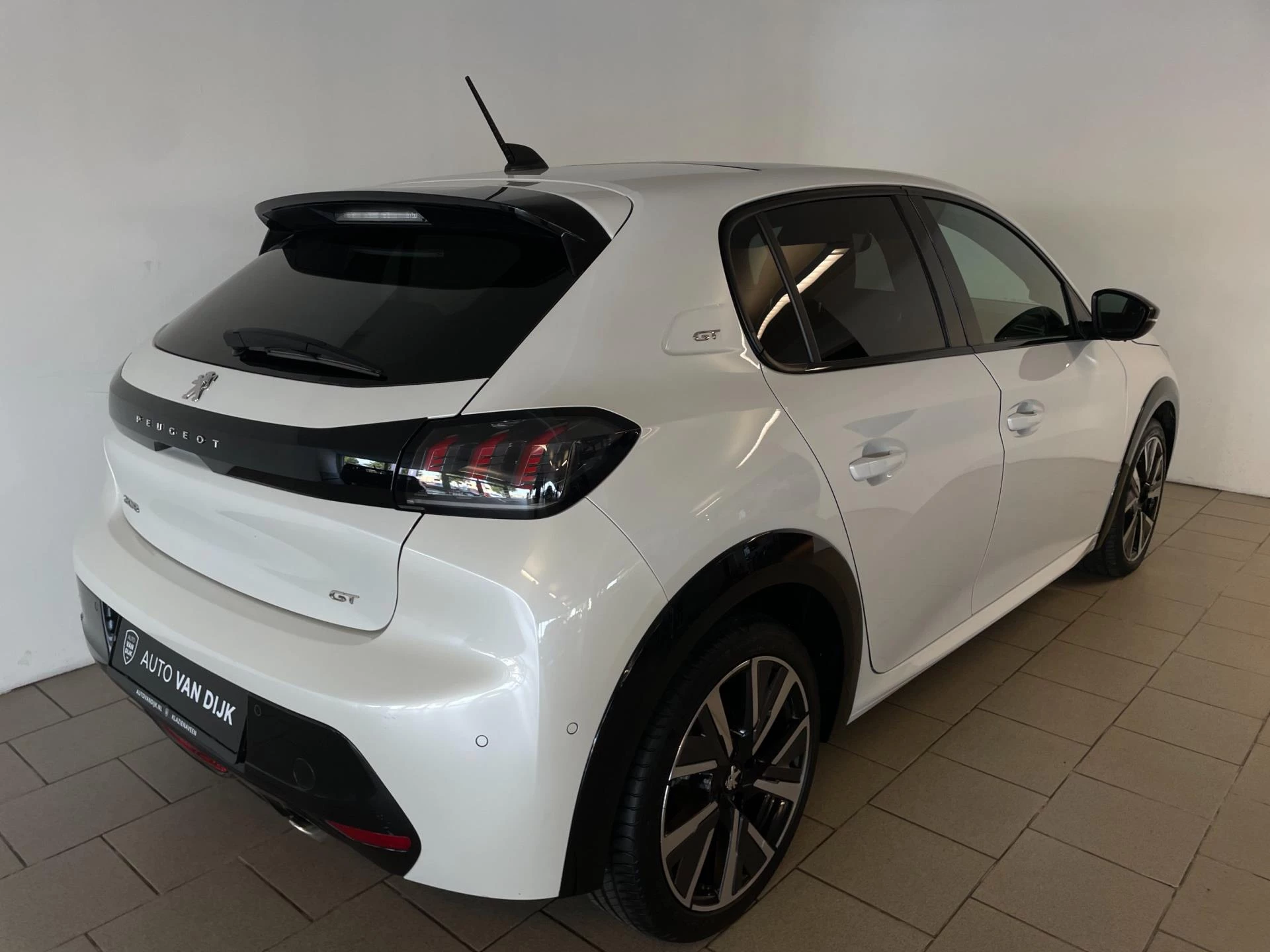 Hoofdafbeelding Peugeot 208