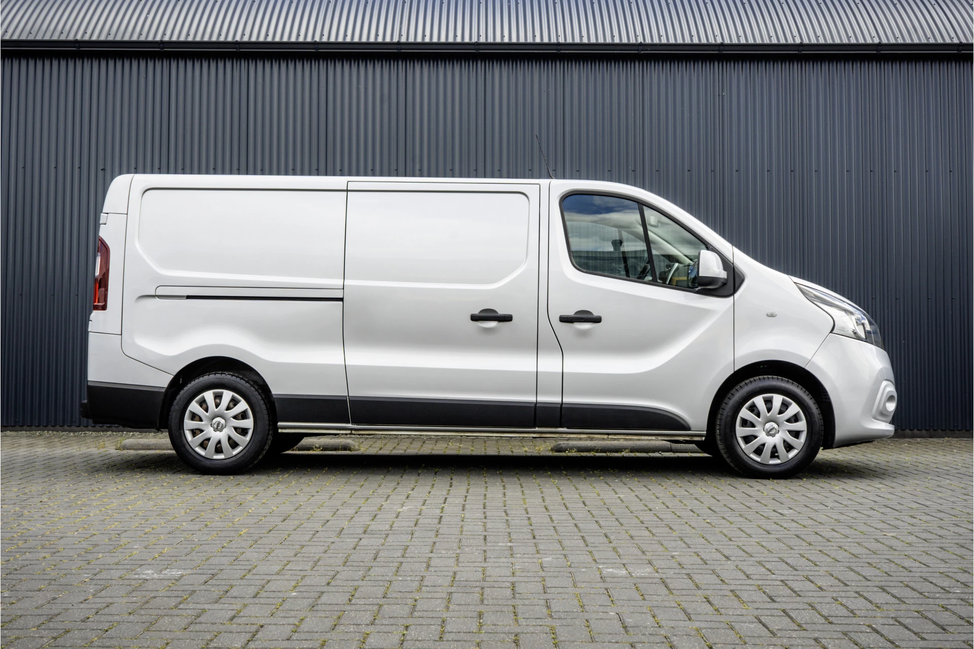 Hoofdafbeelding Nissan NV300