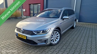 VW Passat Variant 1.4 TSI GTE /Pano-dak/Trekhaak/Alcantara