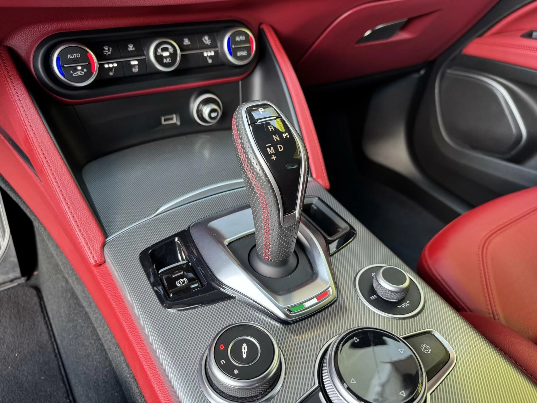Hoofdafbeelding Alfa Romeo Stelvio