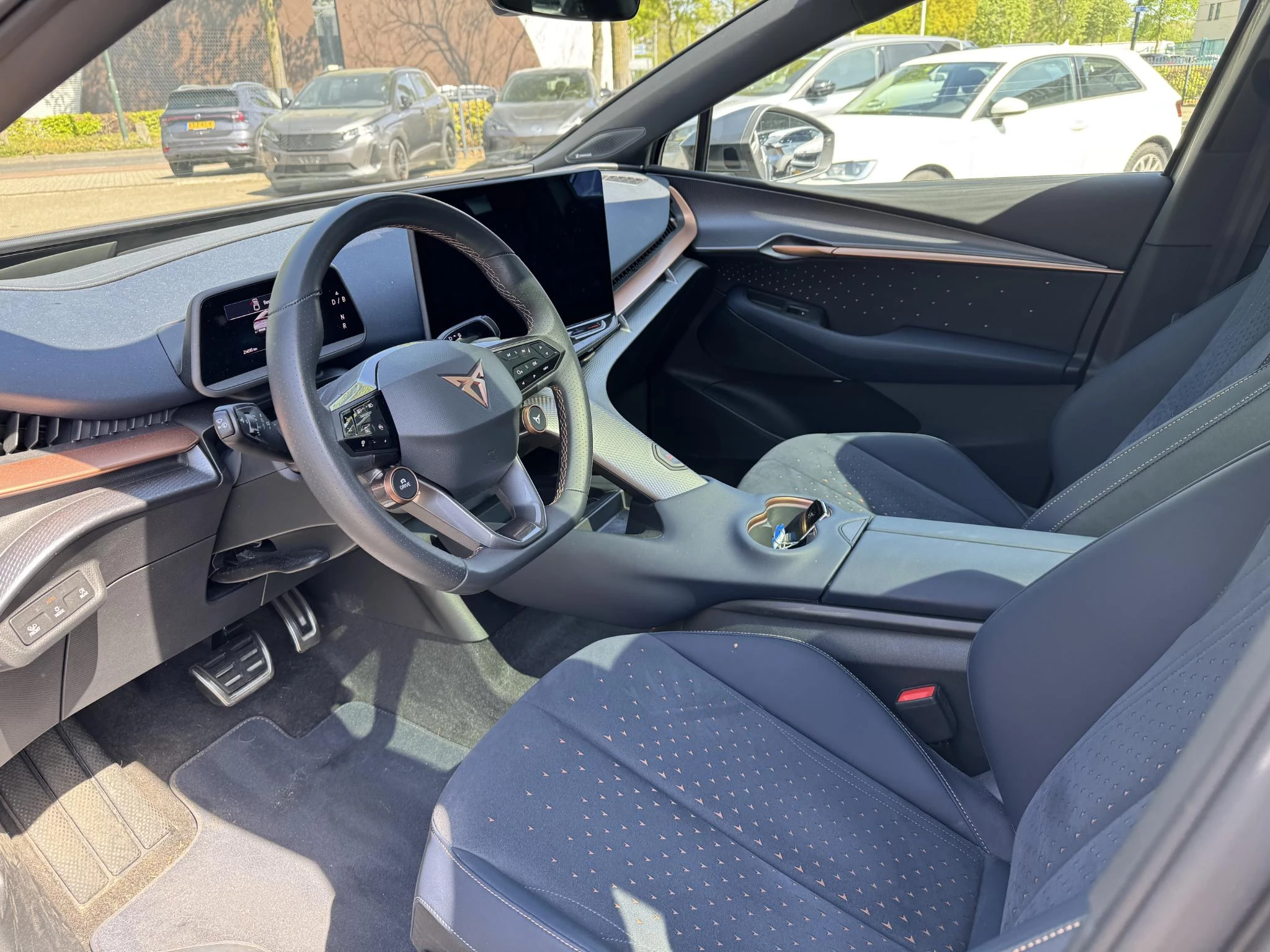 Hoofdafbeelding CUPRA Tavascan
