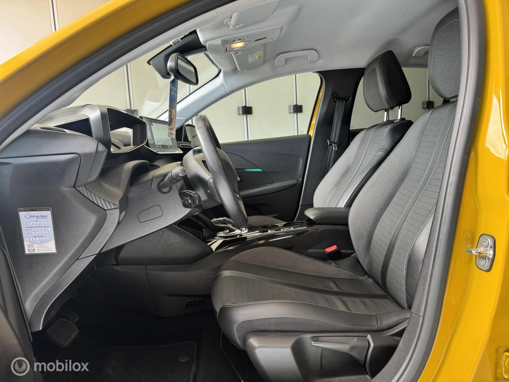 Hoofdafbeelding Peugeot e-208