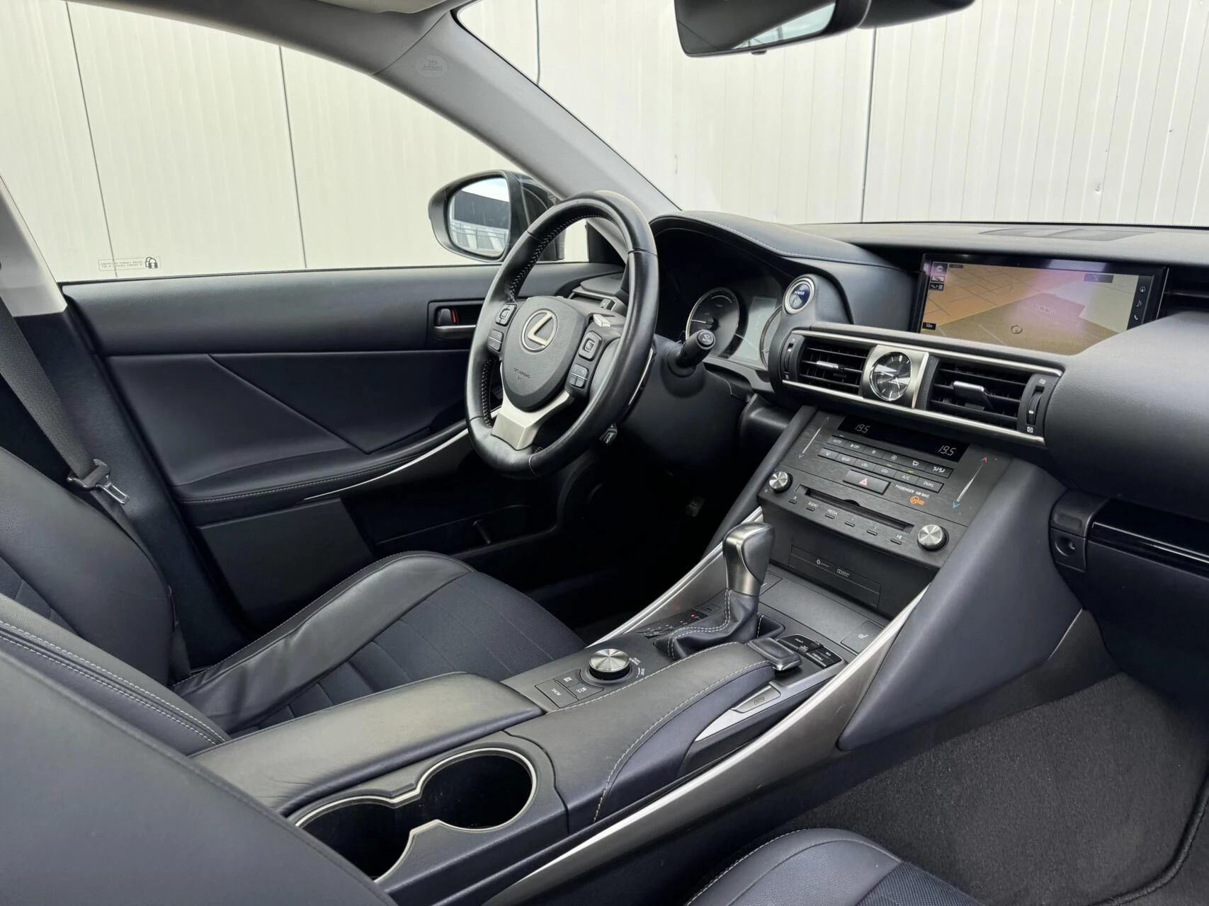 Hoofdafbeelding Lexus IS