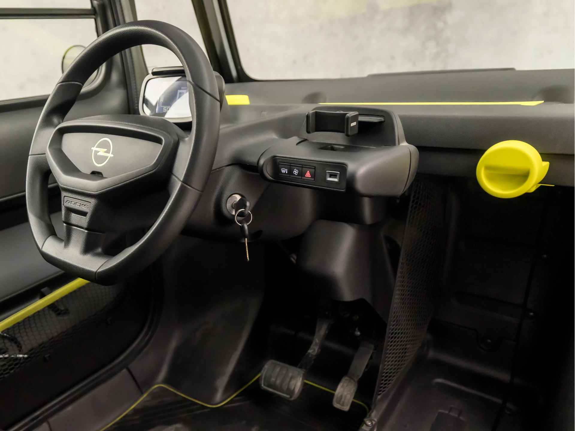 Hoofdafbeelding Opel Brommobiel