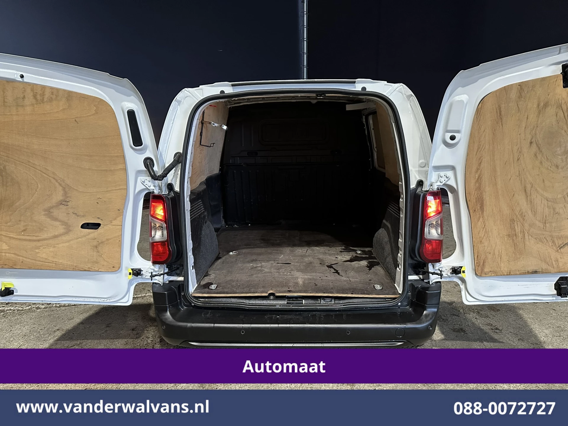 Hoofdafbeelding Peugeot Partner