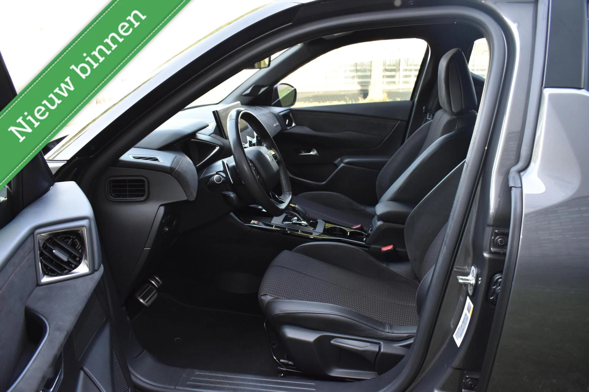 Hoofdafbeelding DS DS 3