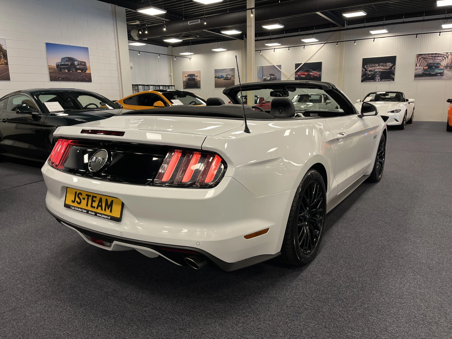 Hoofdafbeelding Ford Mustang