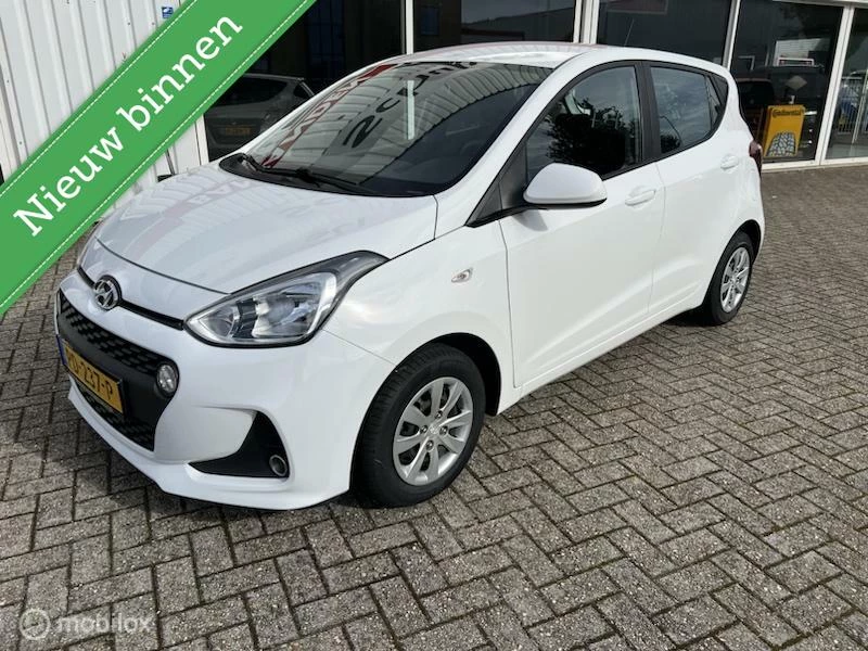 Hoofdafbeelding Hyundai i10