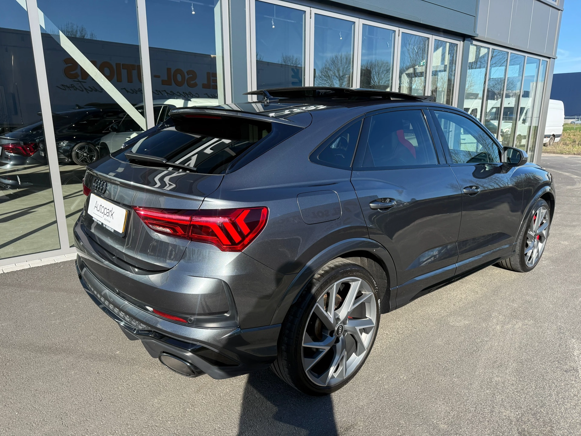 Hoofdafbeelding Audi RSQ3