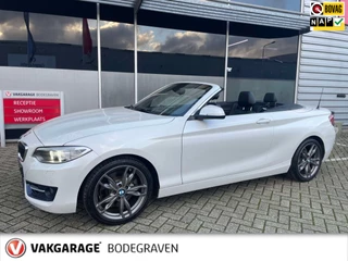 BMW 2-serie Cabrio 228i High Executive Pearl White