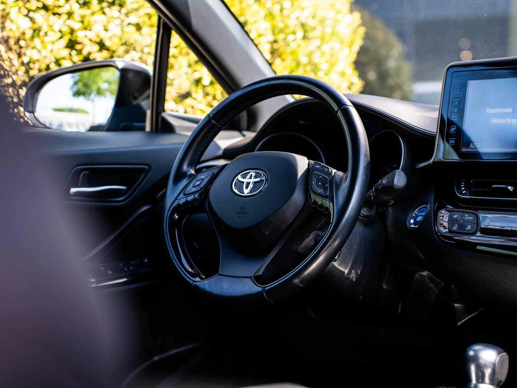 Hoofdafbeelding Toyota C-HR