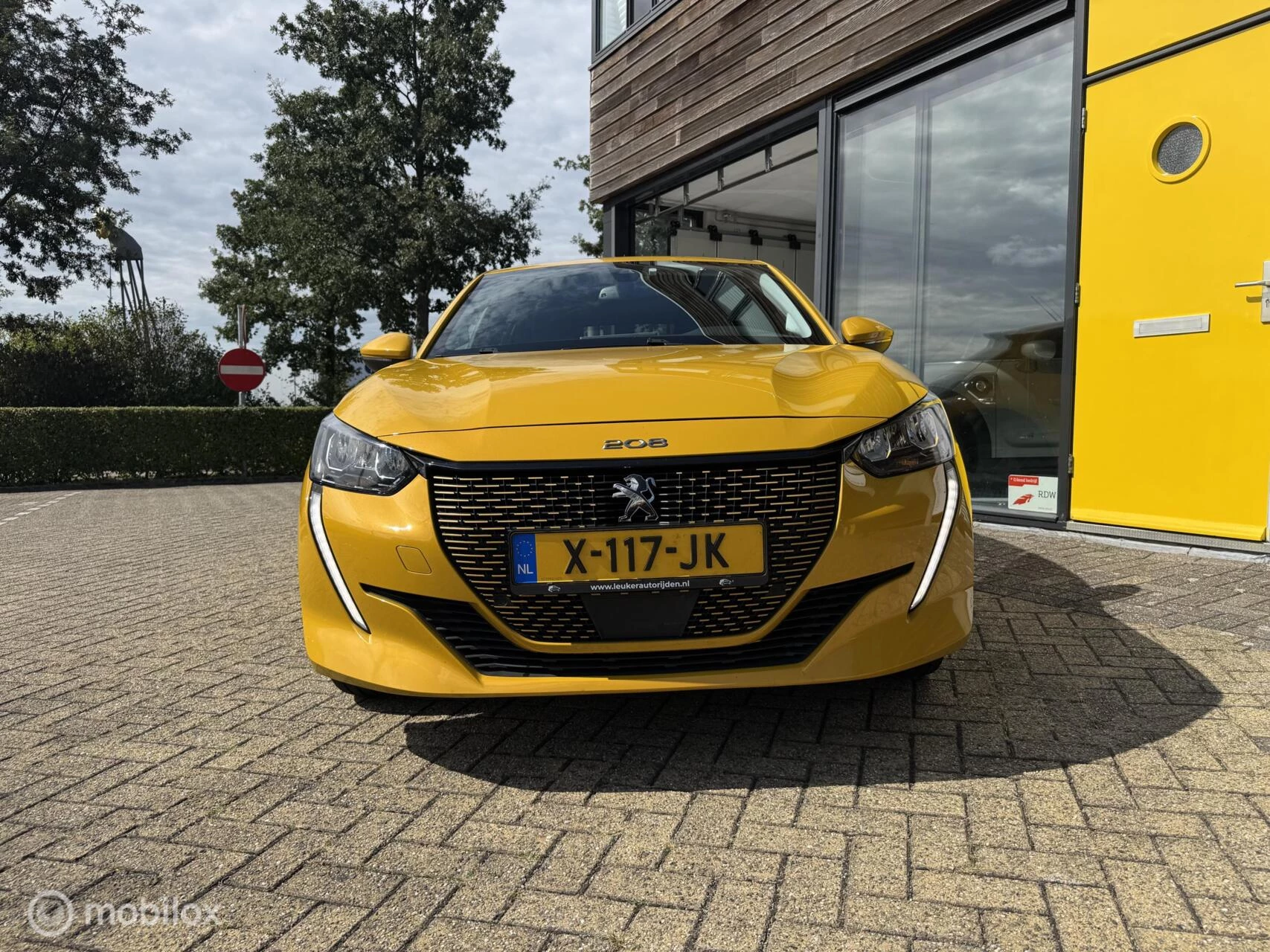 Hoofdafbeelding Peugeot e-208