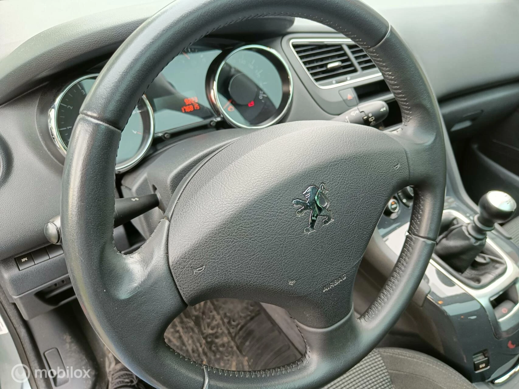 Hoofdafbeelding Peugeot 5008