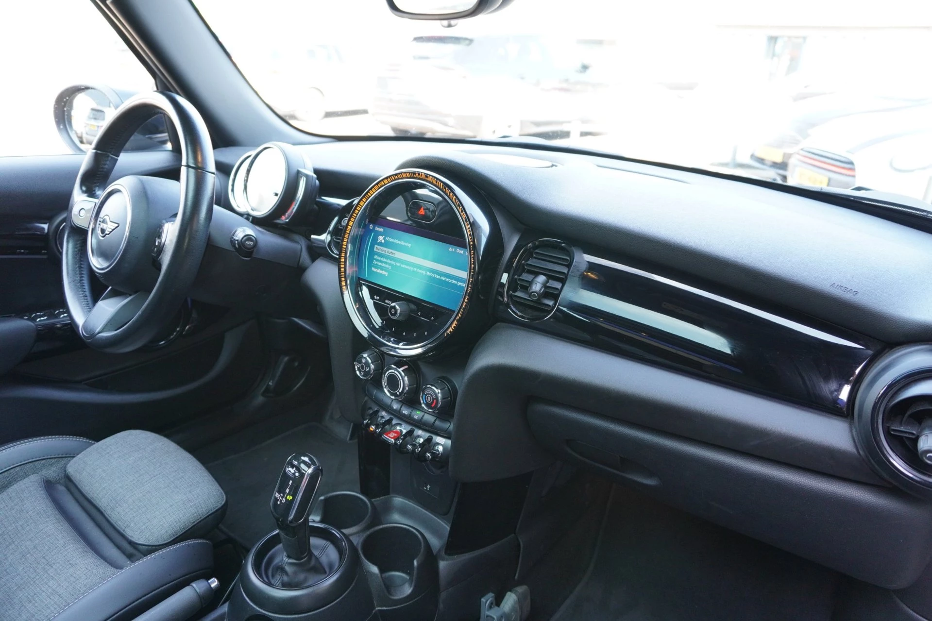 Hoofdafbeelding MINI 5-deurs