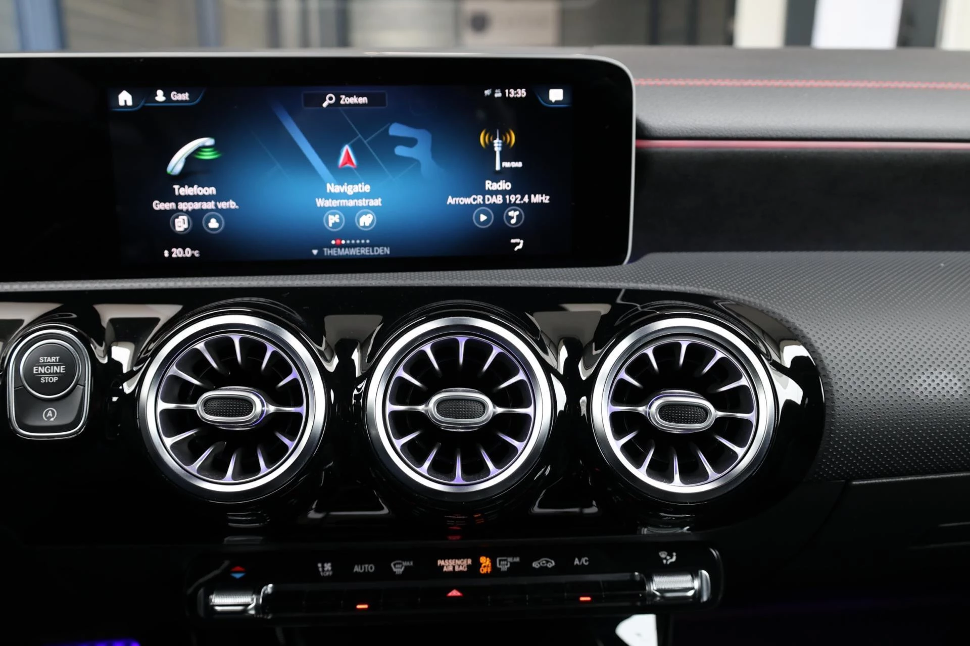 Hoofdafbeelding Mercedes-Benz CLA