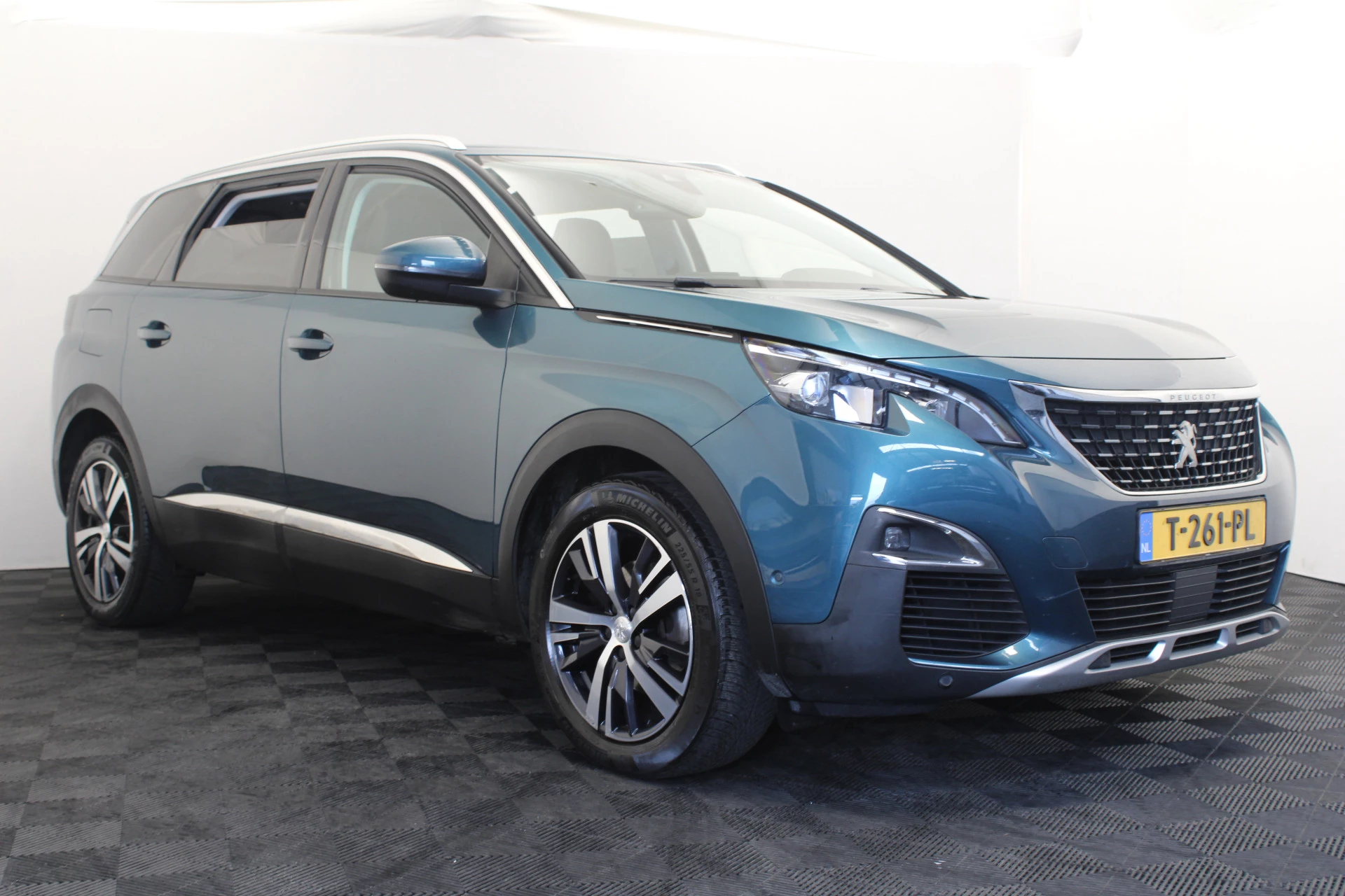 Hoofdafbeelding Peugeot 5008