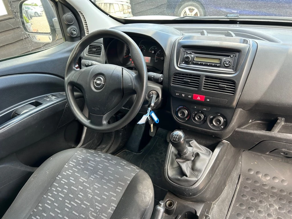 Hoofdafbeelding Opel Combo