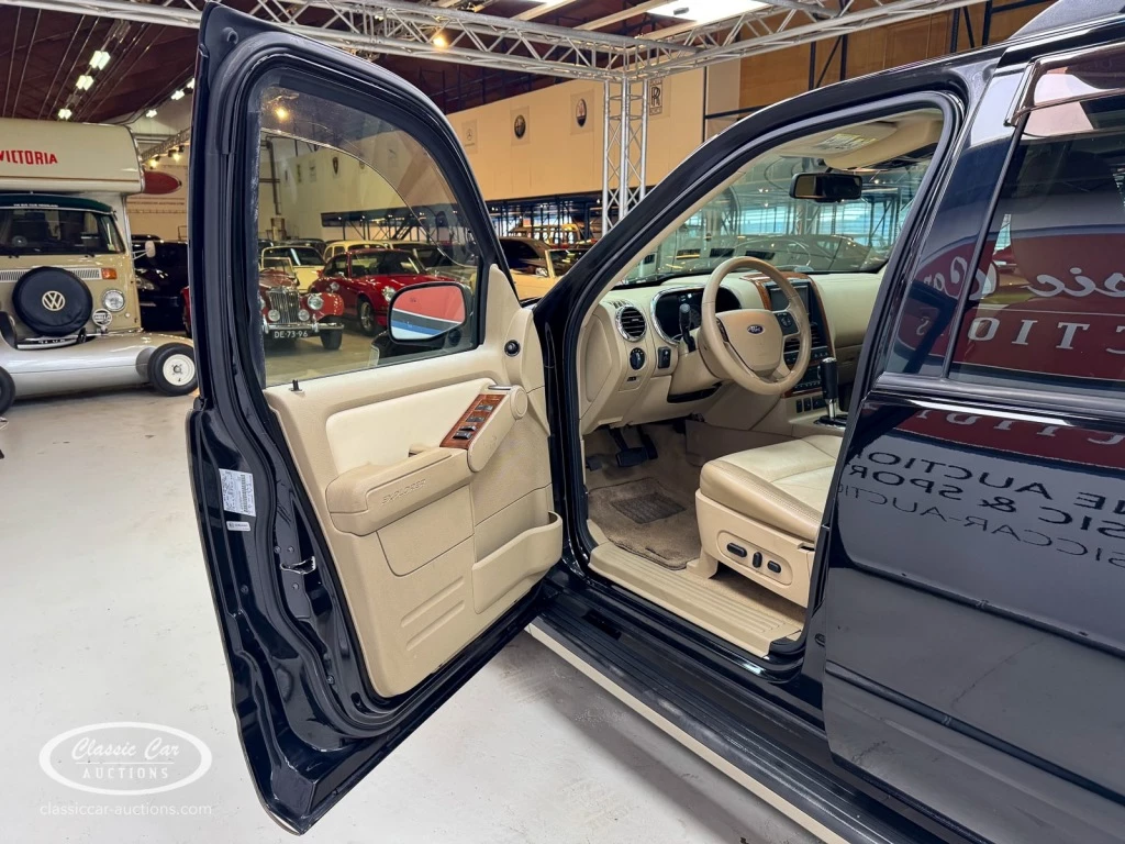 Hoofdafbeelding Ford Explorer