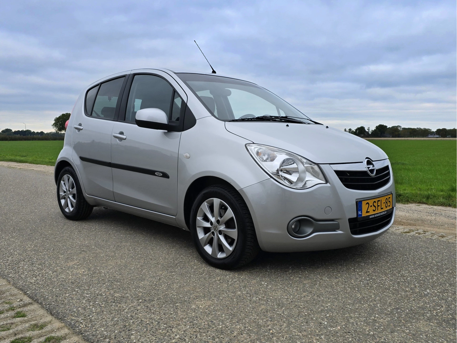 Hoofdafbeelding Opel Agila