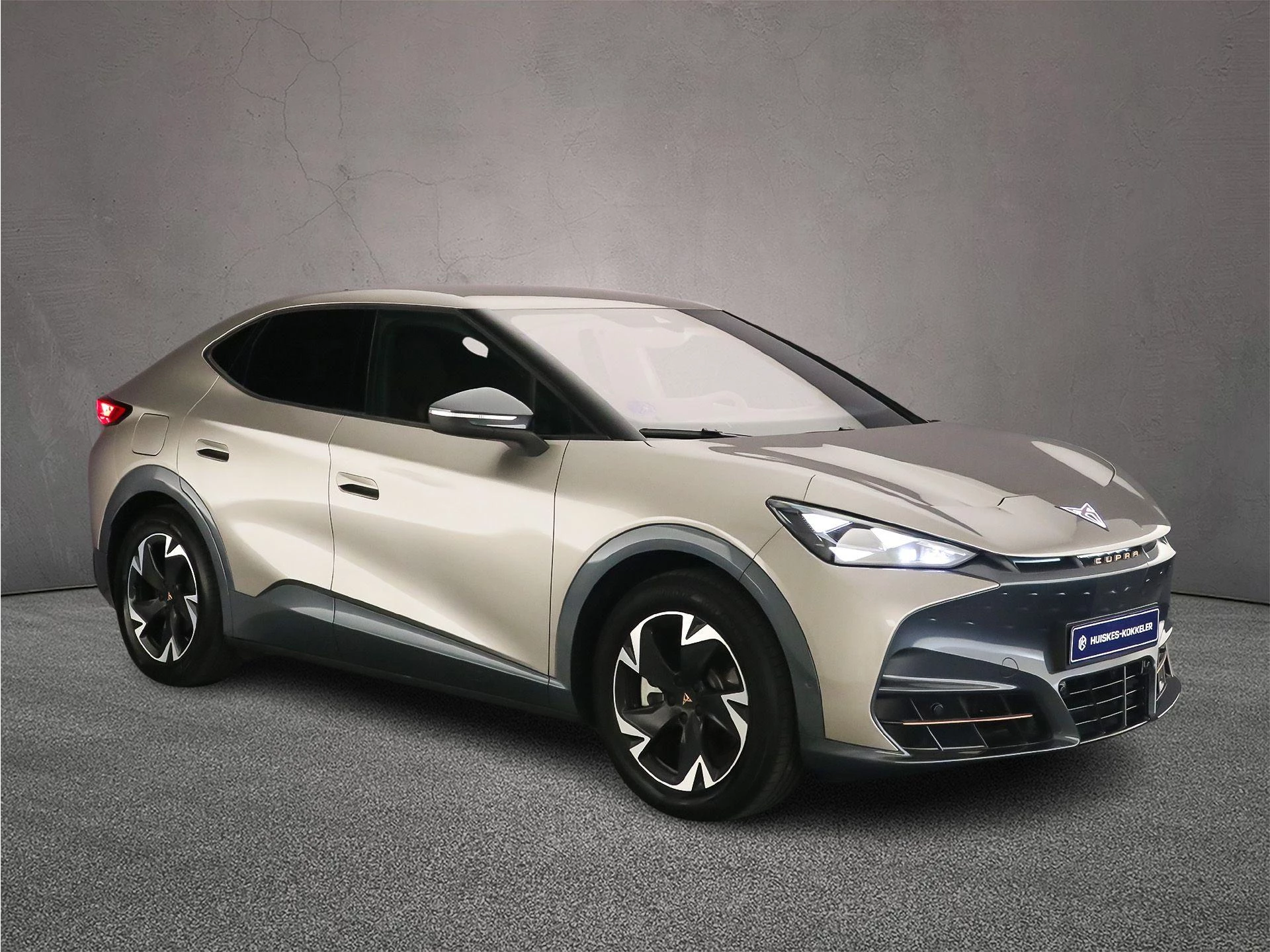 Hoofdafbeelding CUPRA Tavascan