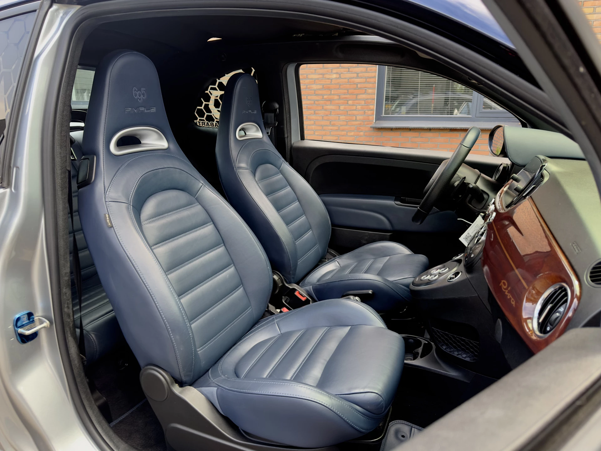 Hoofdafbeelding Abarth 695