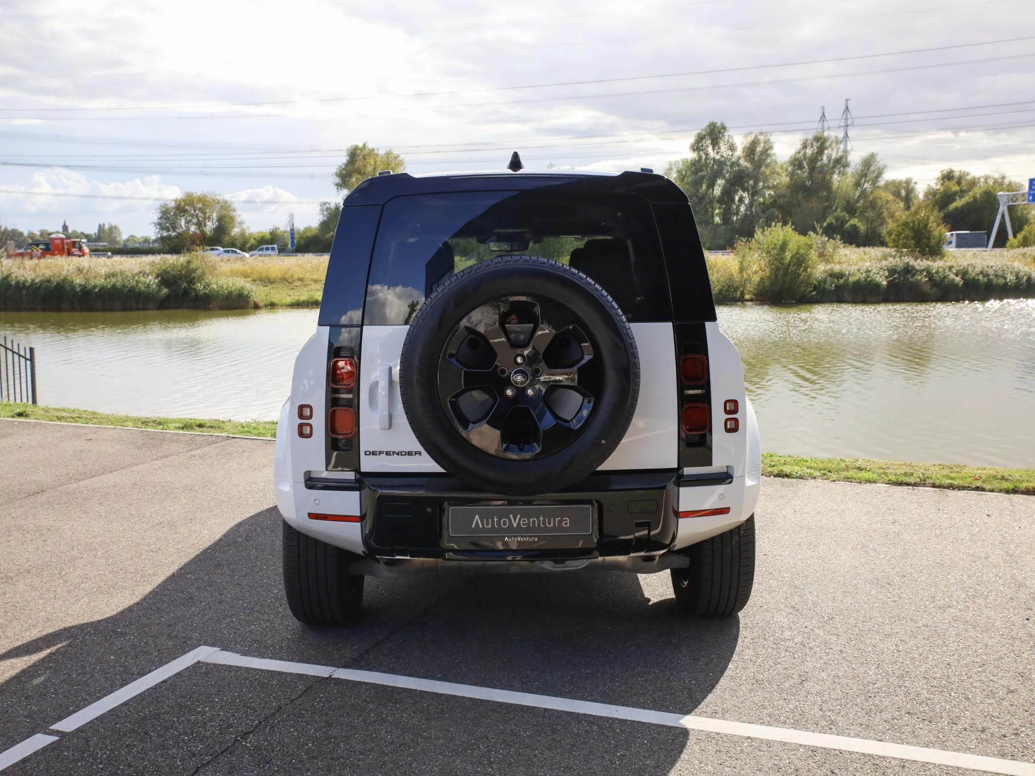 Hoofdafbeelding Land Rover Defender