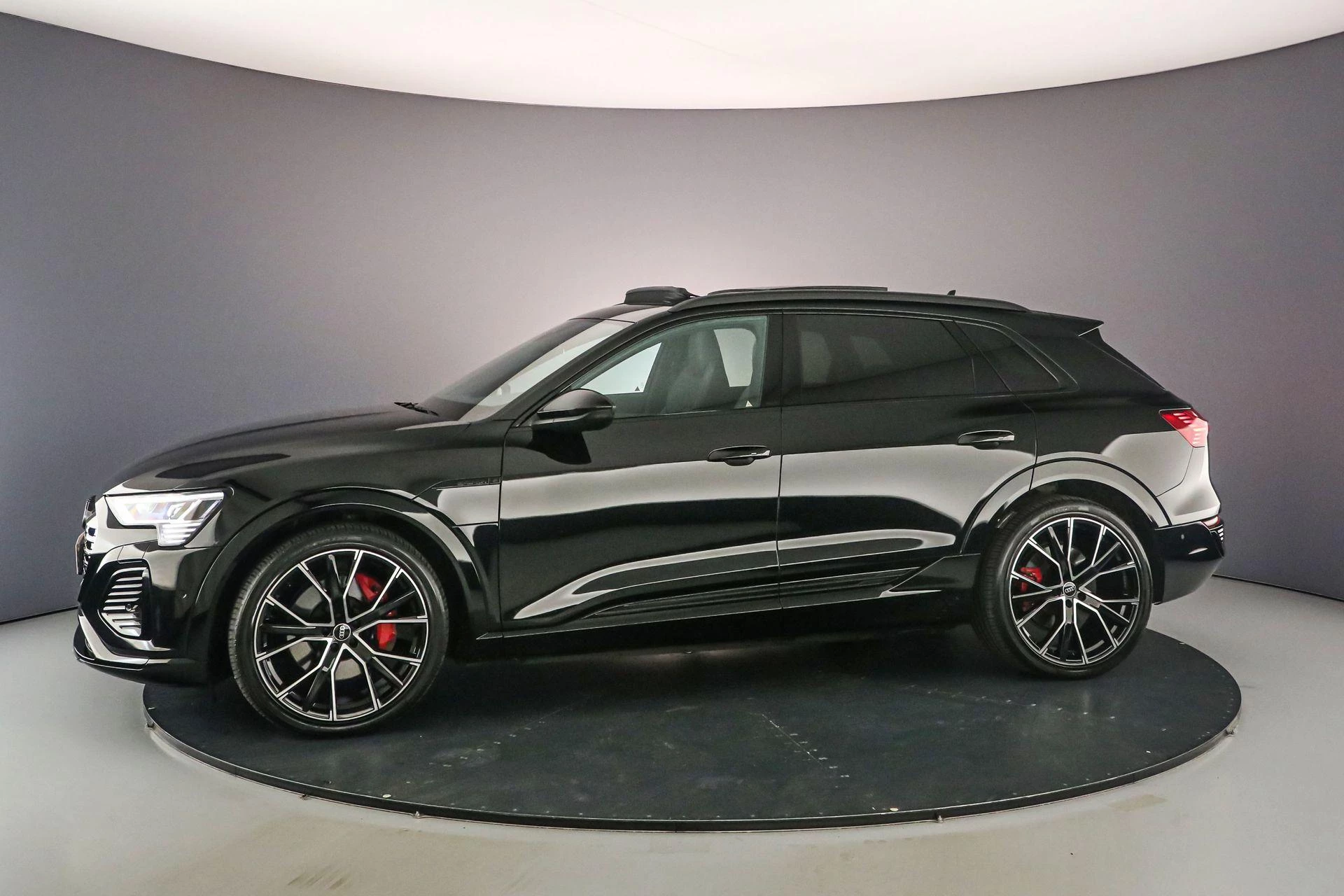 Hoofdafbeelding Audi Q8 e-tron