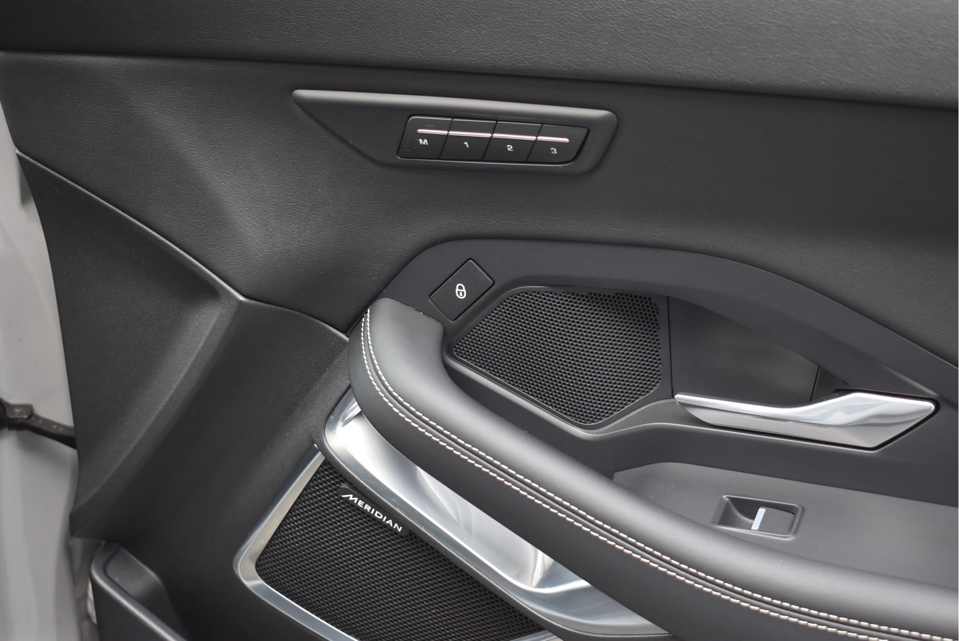 Hoofdafbeelding Jaguar E-PACE