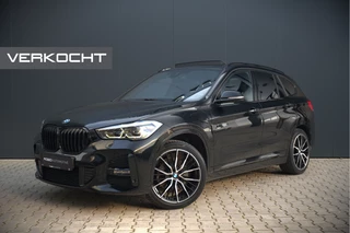 BMW X1 xDrive25e eDrive Edition M Sport | Panoramadak | Leer | Head-Up Display | Camera | Shadowline | Keyless | Cruise Control | Navigatie Prof. | Stoelverwarming | Elek. Achterklep | Ambiance Verlichting
