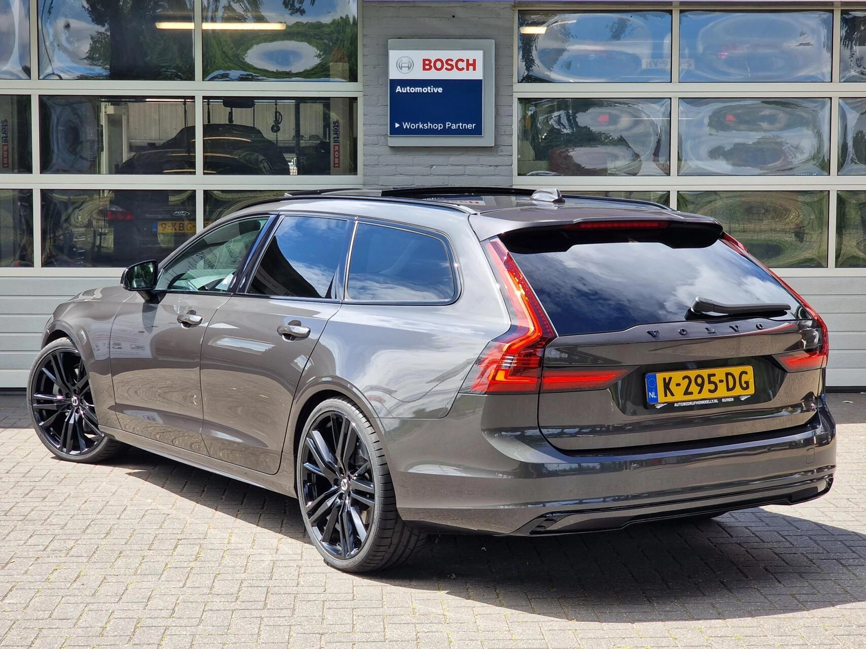 Hoofdafbeelding Volvo V90