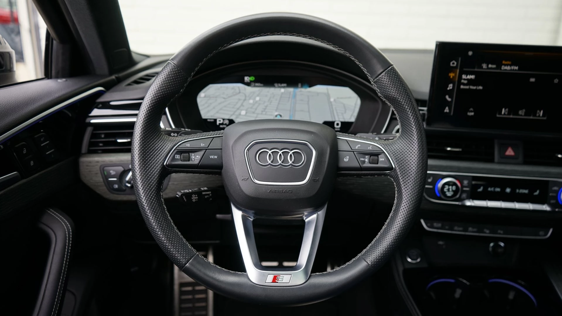 Hoofdafbeelding Audi A4