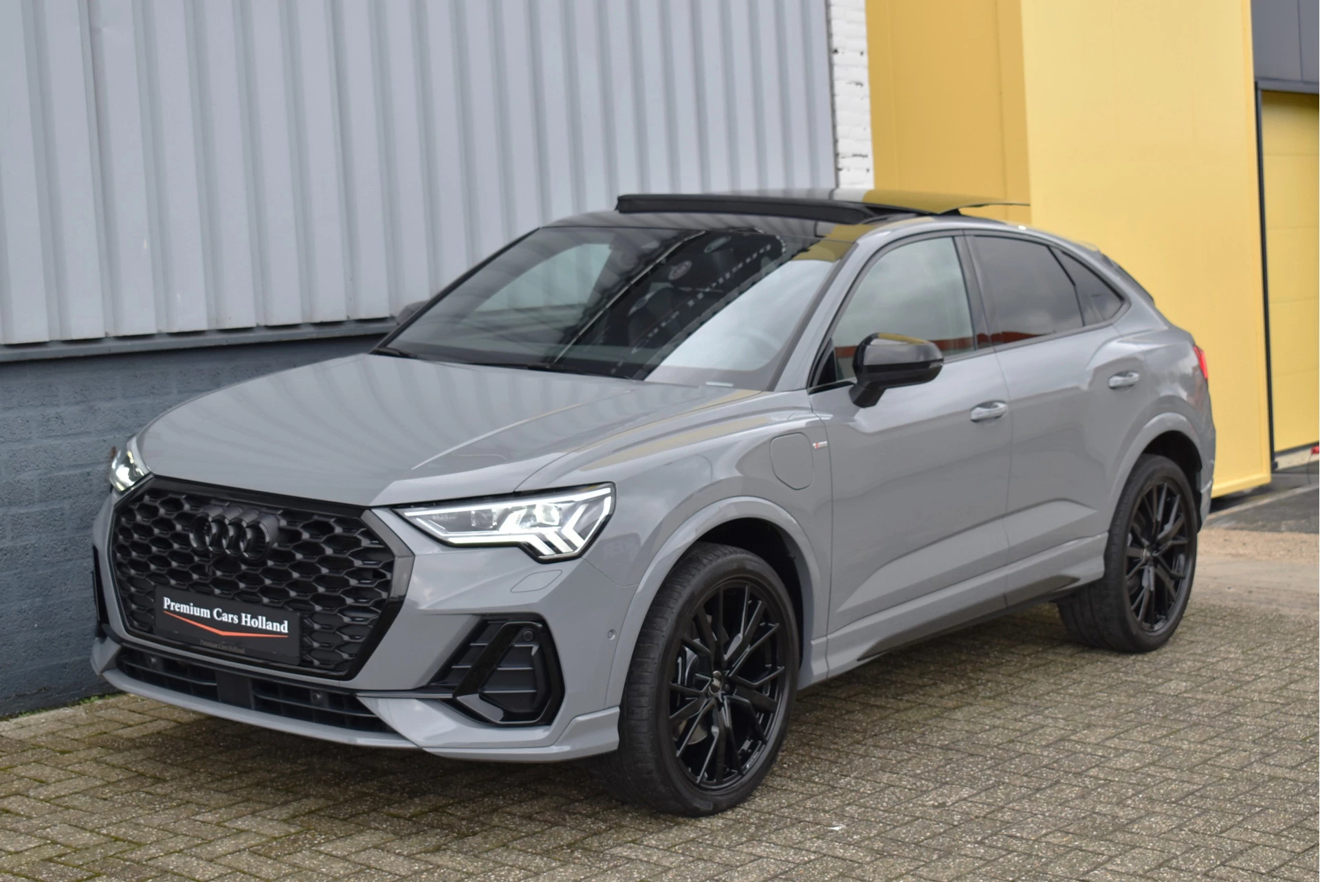 Hoofdafbeelding Audi Q3