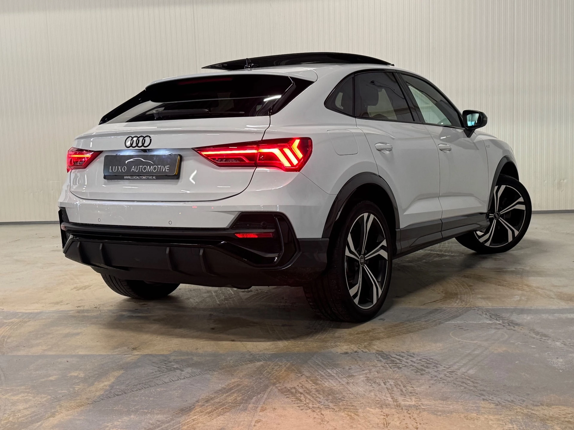 Hoofdafbeelding Audi Q3