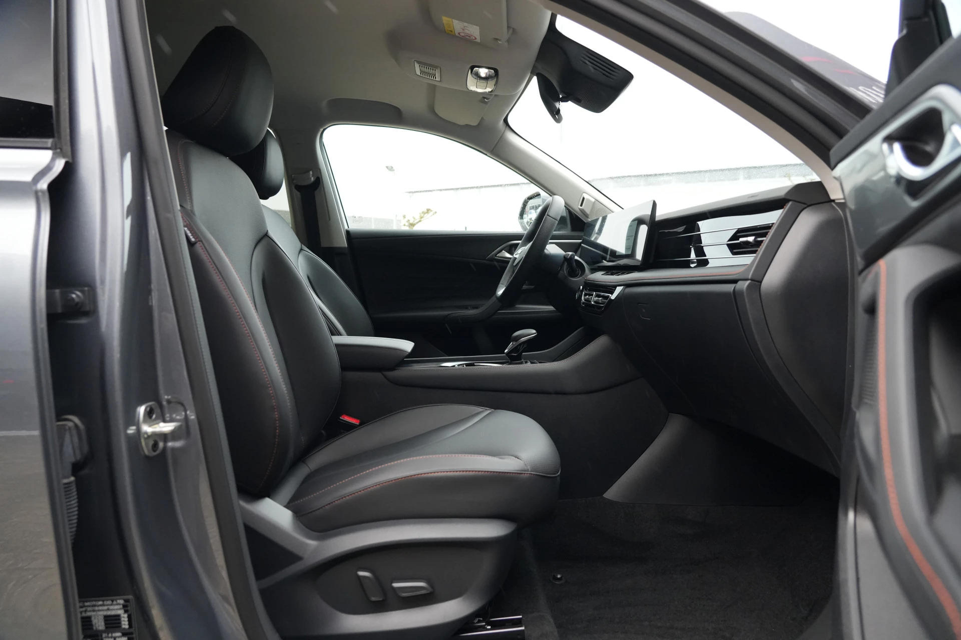 Hoofdafbeelding MG HS