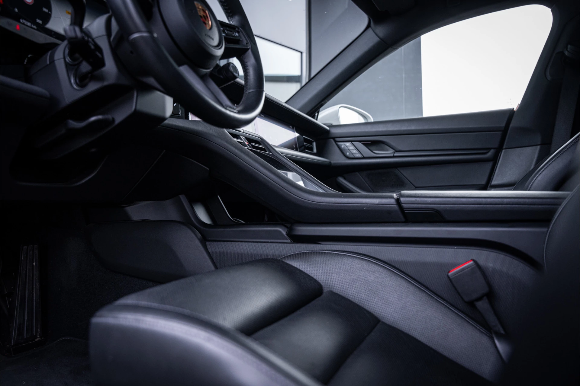 Hoofdafbeelding Porsche Taycan