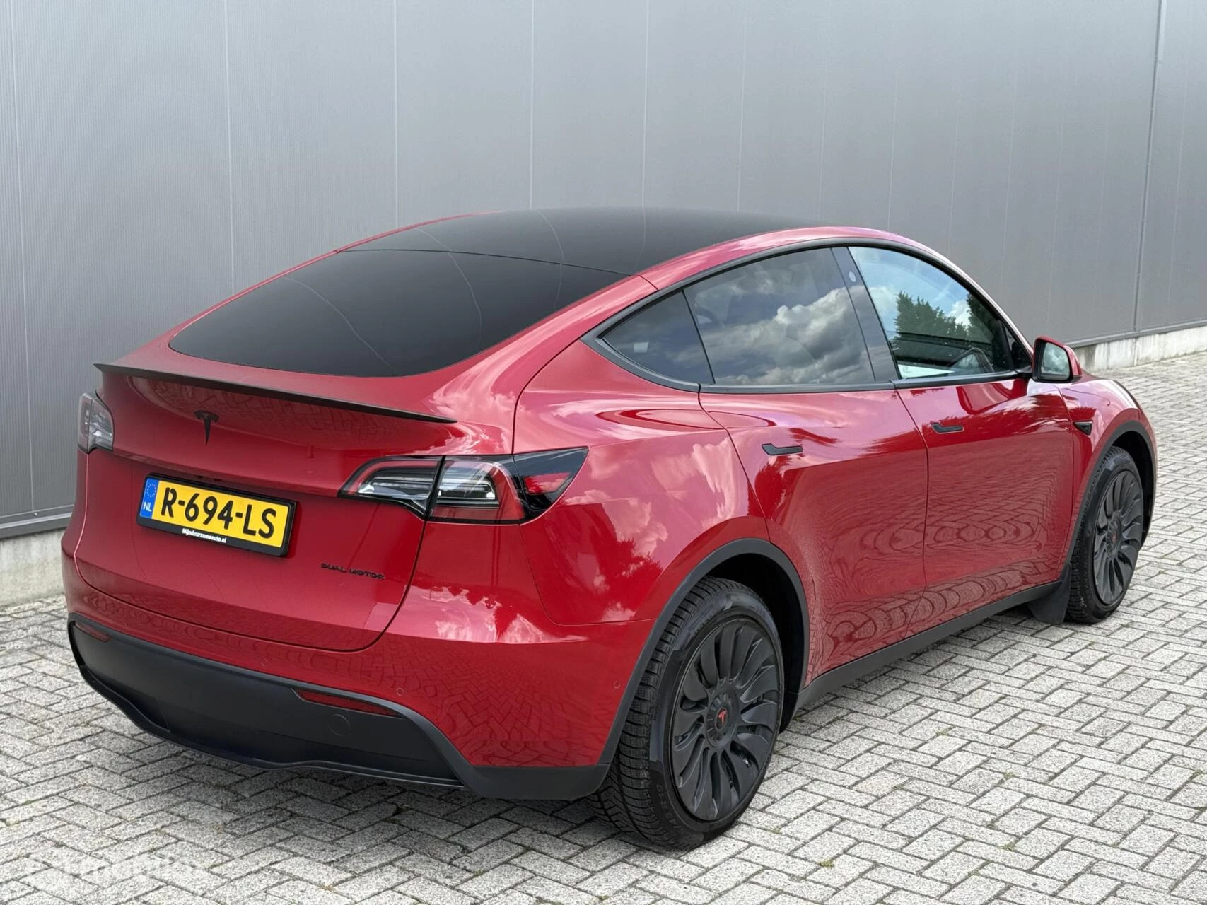 Hoofdafbeelding Tesla Model Y
