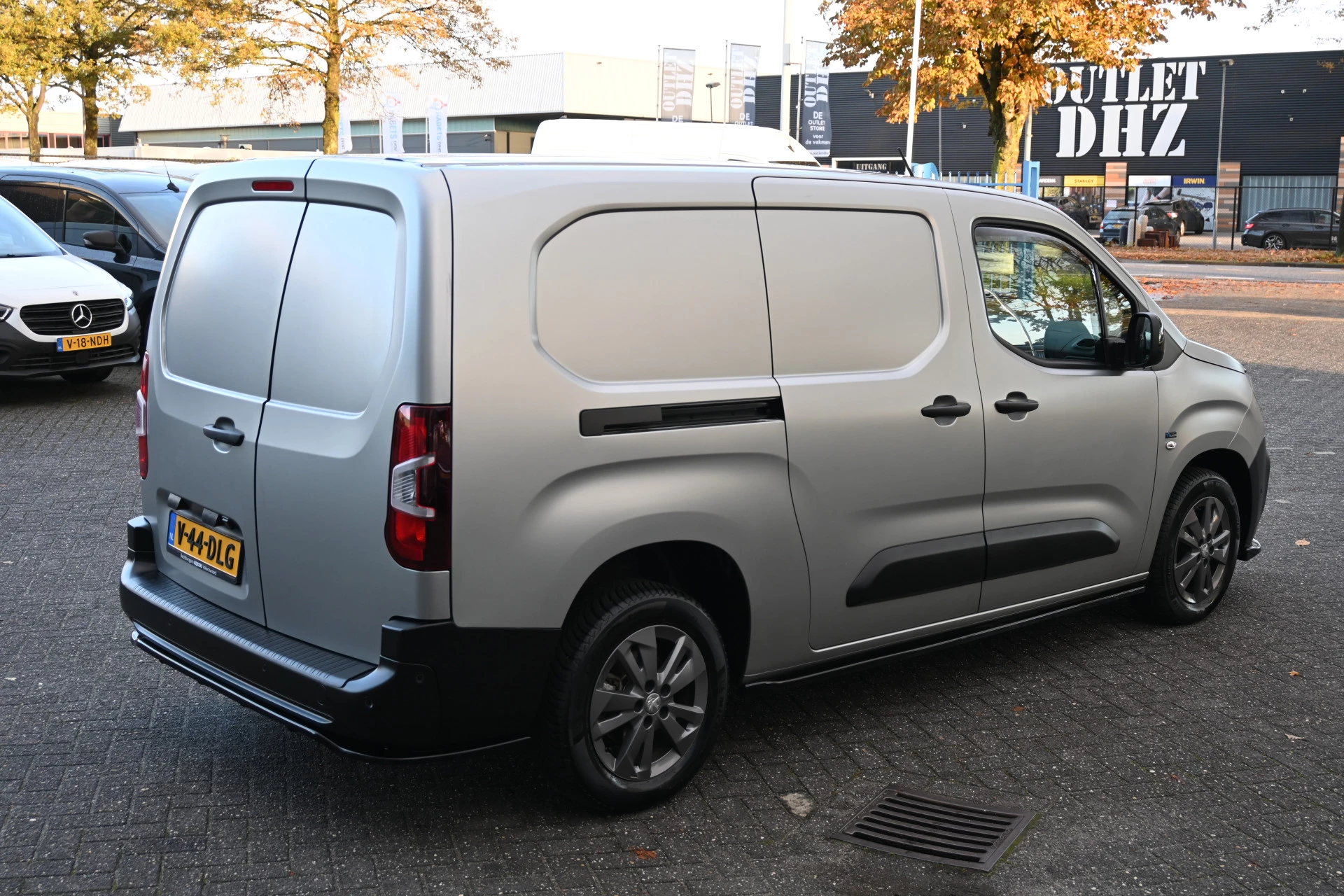 Hoofdafbeelding Peugeot Partner